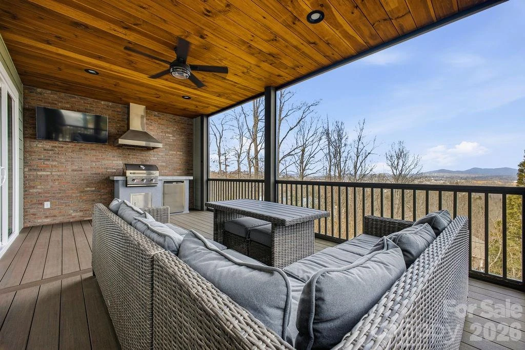 38 Sweetwater Oaks Drive - Photo 10