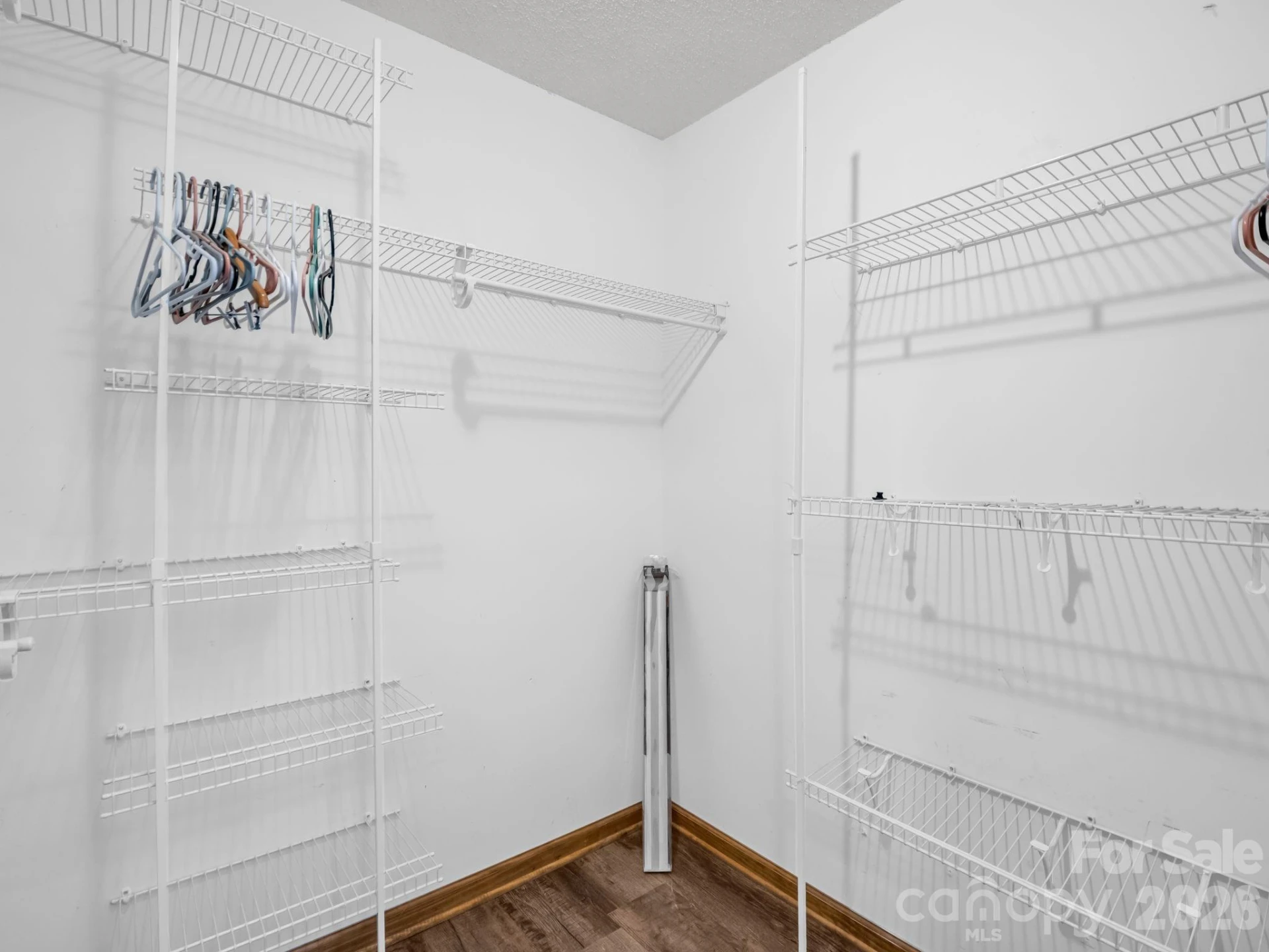 485 Mountain Lookout Drive - Photo 39
