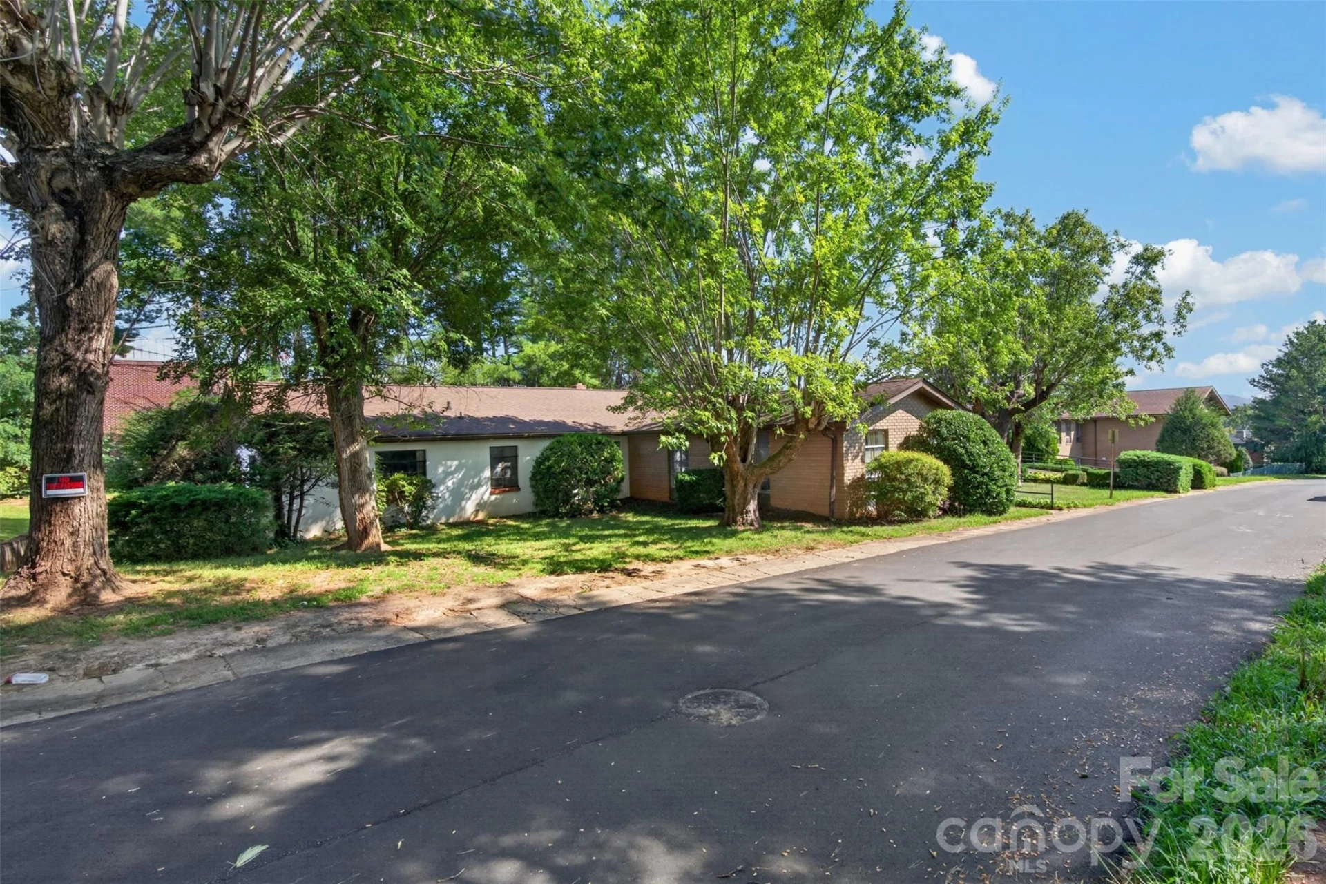 5 & 10 Gaines Avenue - Photo 2