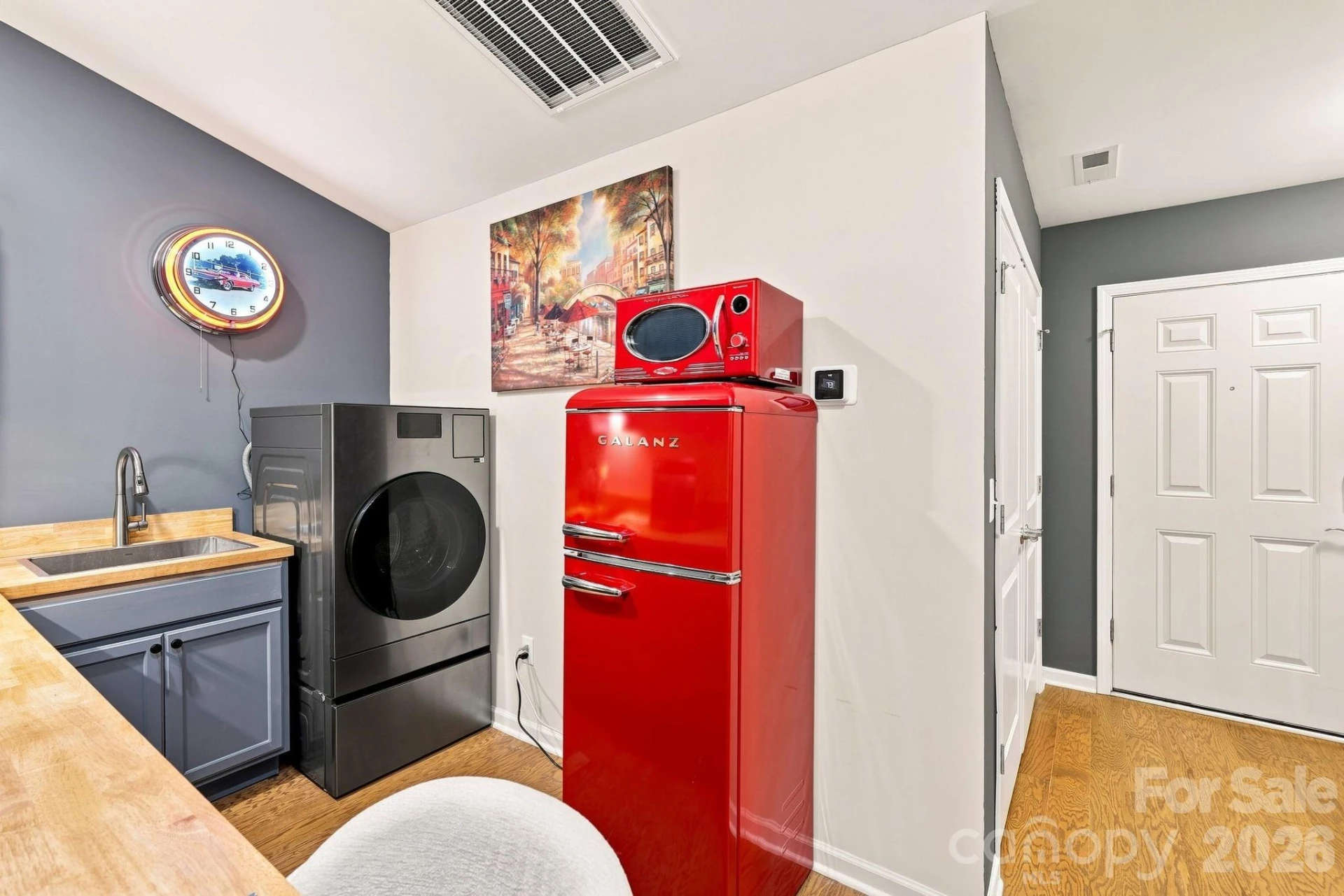 72 Sunny Meadows Boulevard - Photo 18
