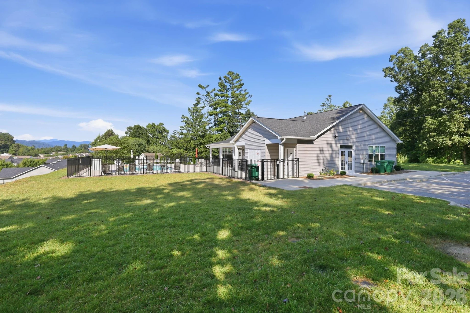 72 Sunny Meadows Boulevard - Photo 32
