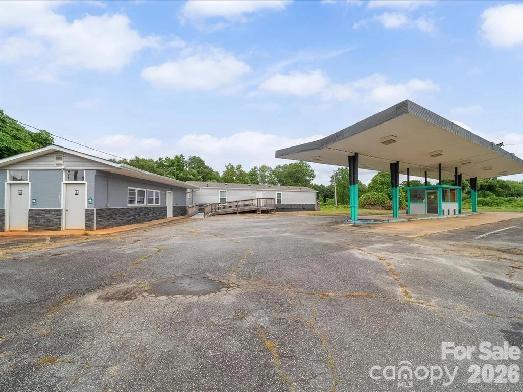 1168 W Main Street