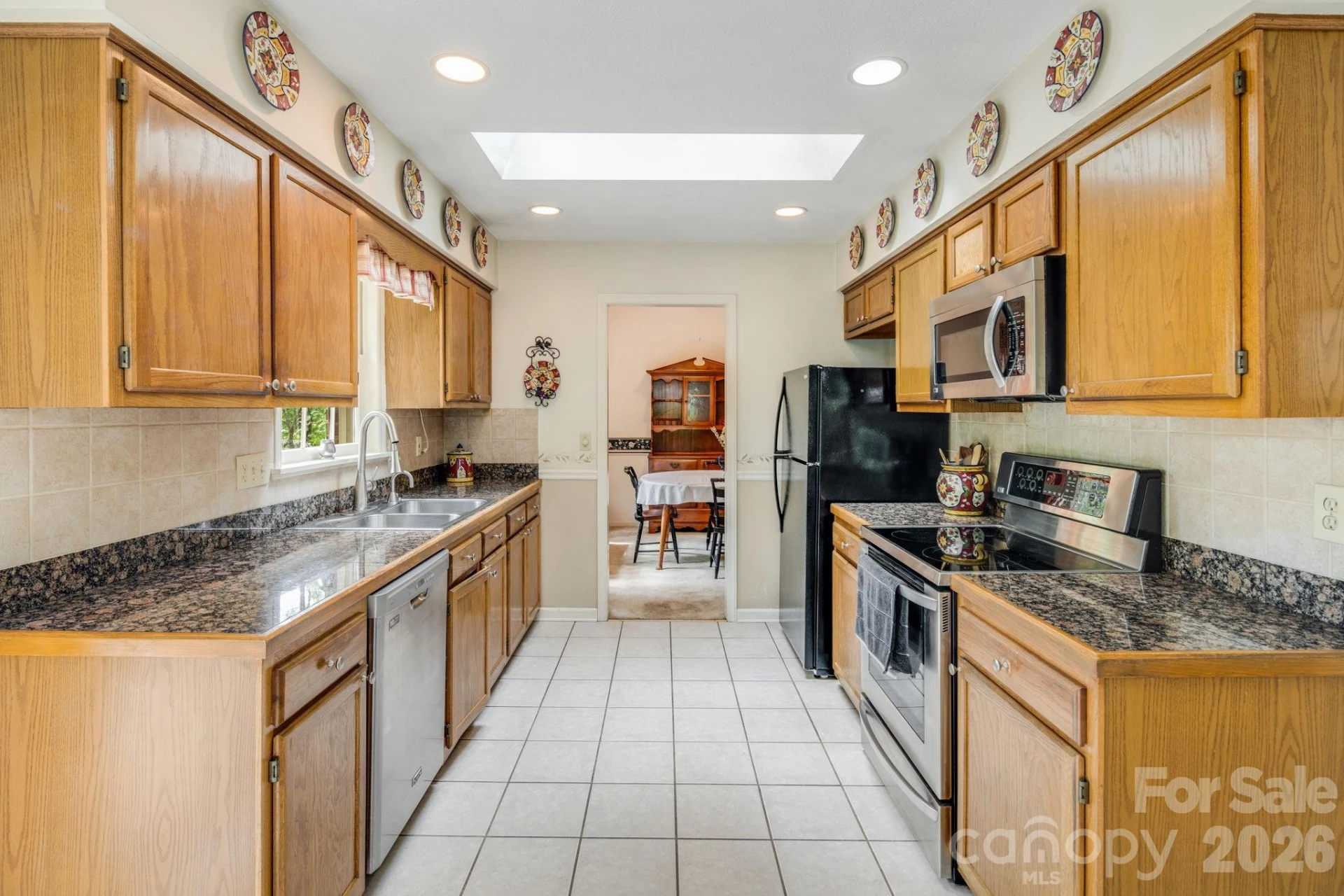 636 Goldview Drive - Photo 12