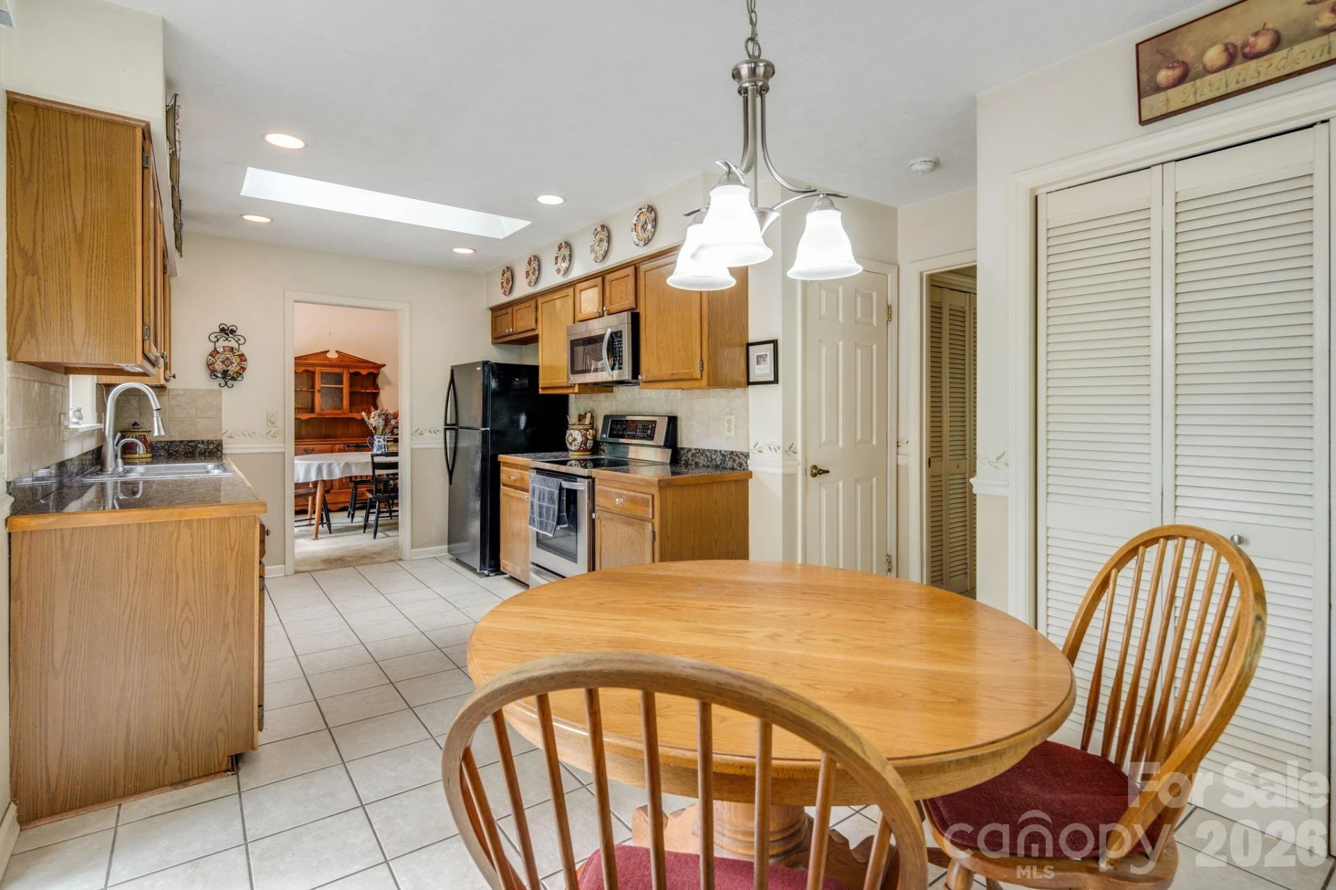 636 Goldview Drive - Photo 16