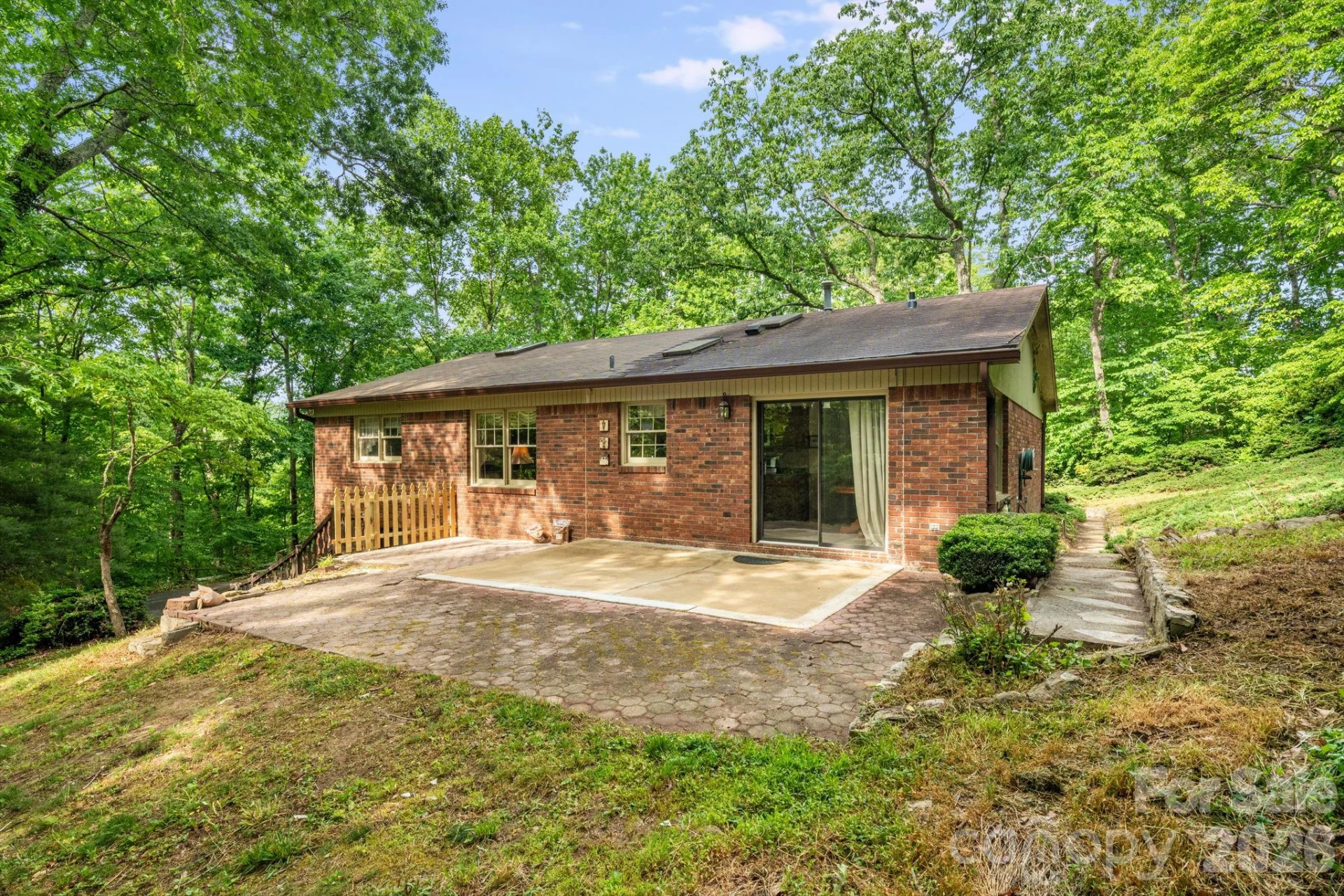 636 Goldview Drive - Photo 32
