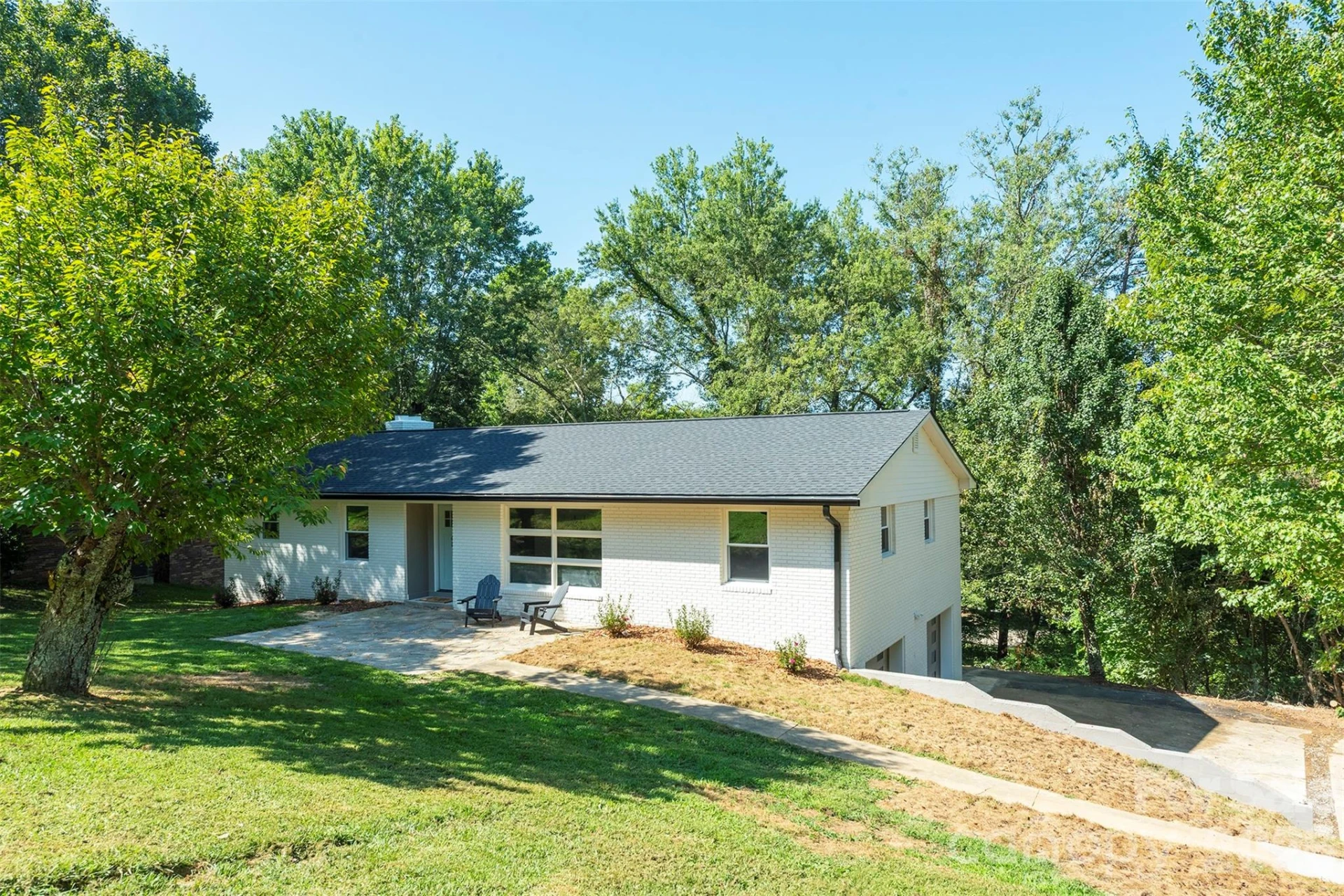 68 Sun Valley Drive - Photo 2