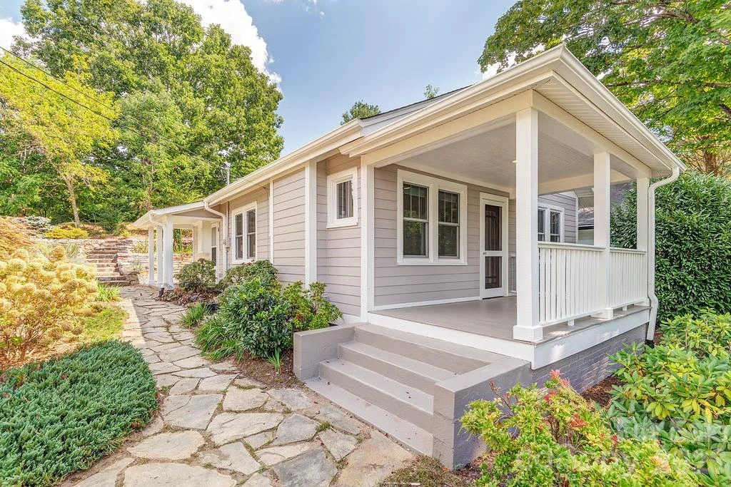 11 Temple Avenue - Photo 2