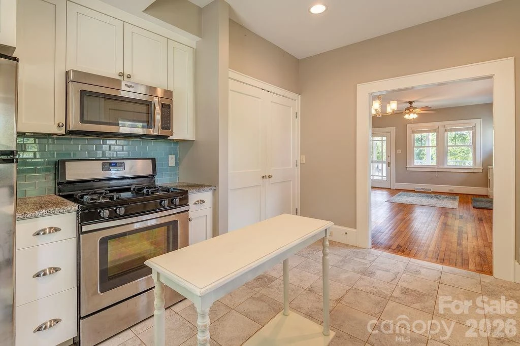 11 Temple Avenue - Photo 9