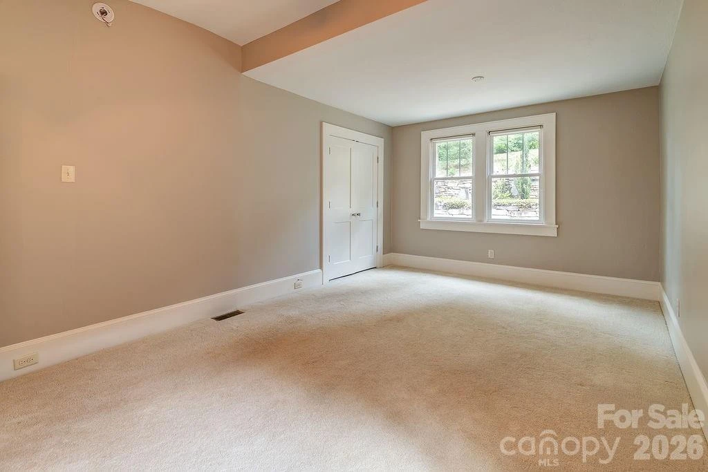11 Temple Avenue - Photo 16