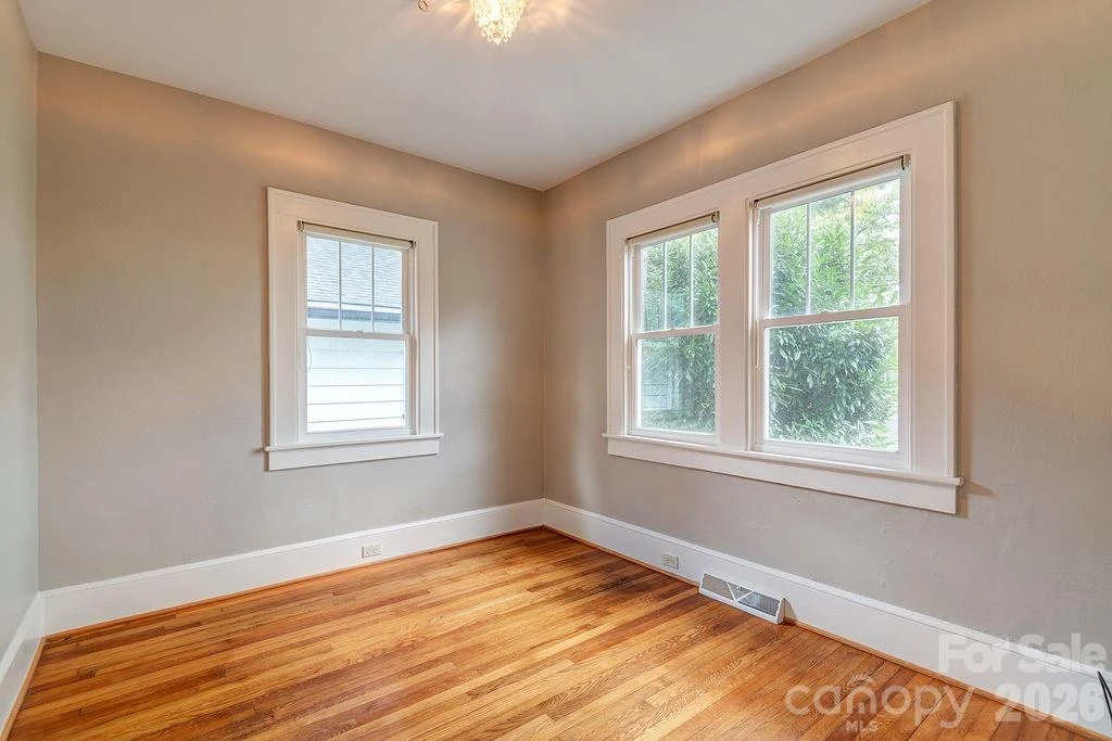 11 Temple Avenue - Photo 20