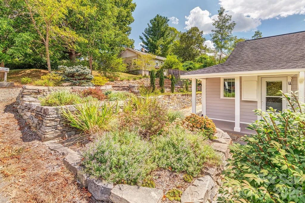 11 Temple Avenue - Photo 33
