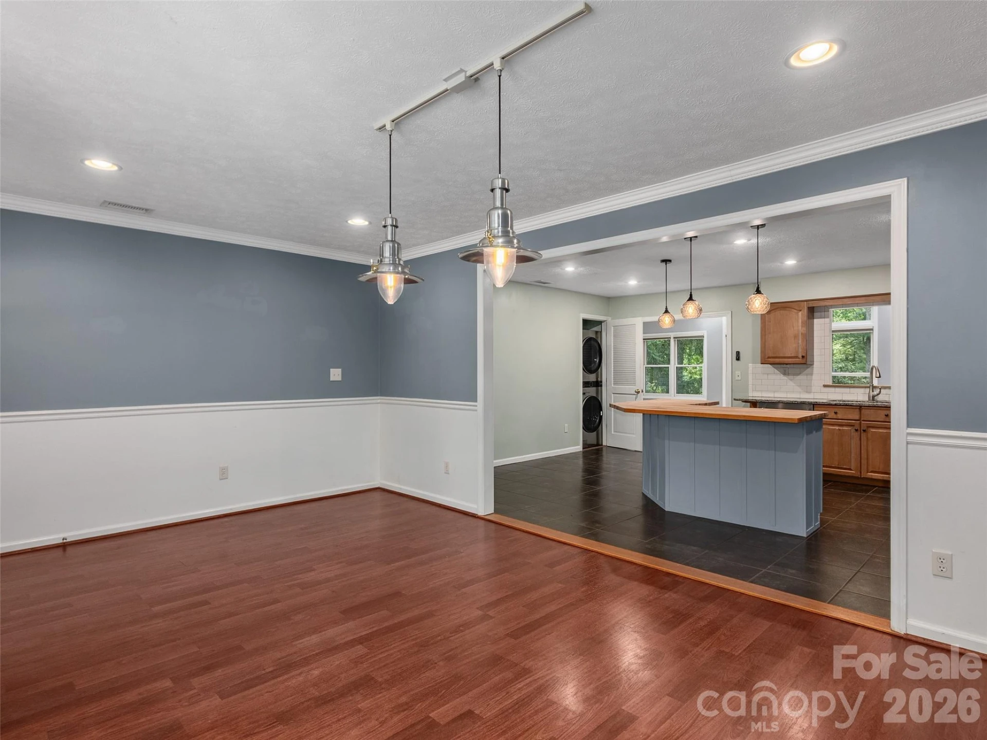 921 Indian Hill Road - Photo 4
