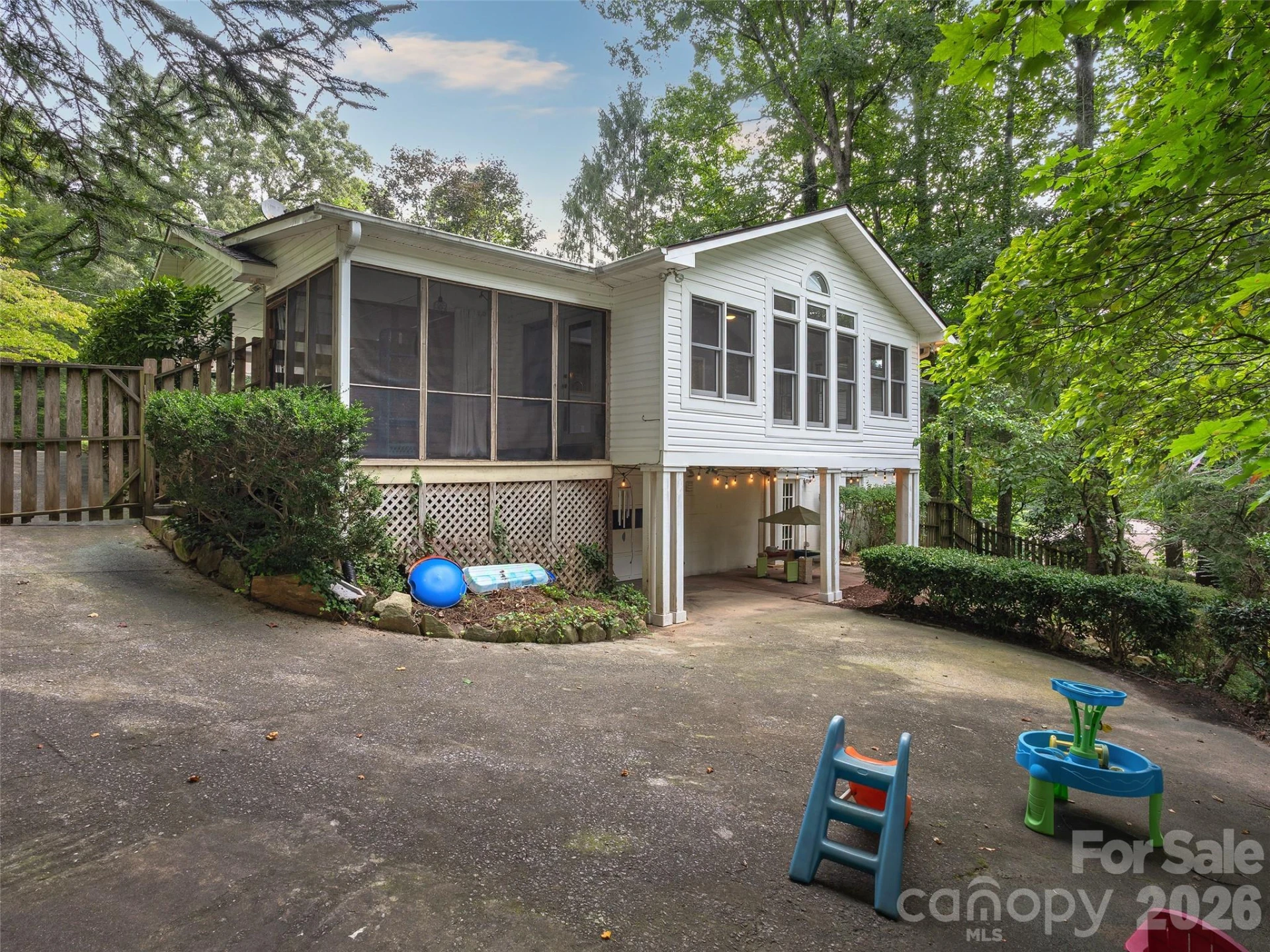 921 Indian Hill Road - Photo 26