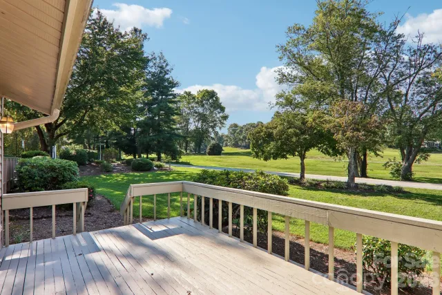 18 Foxmoor Court, Etowah, NC, 28729