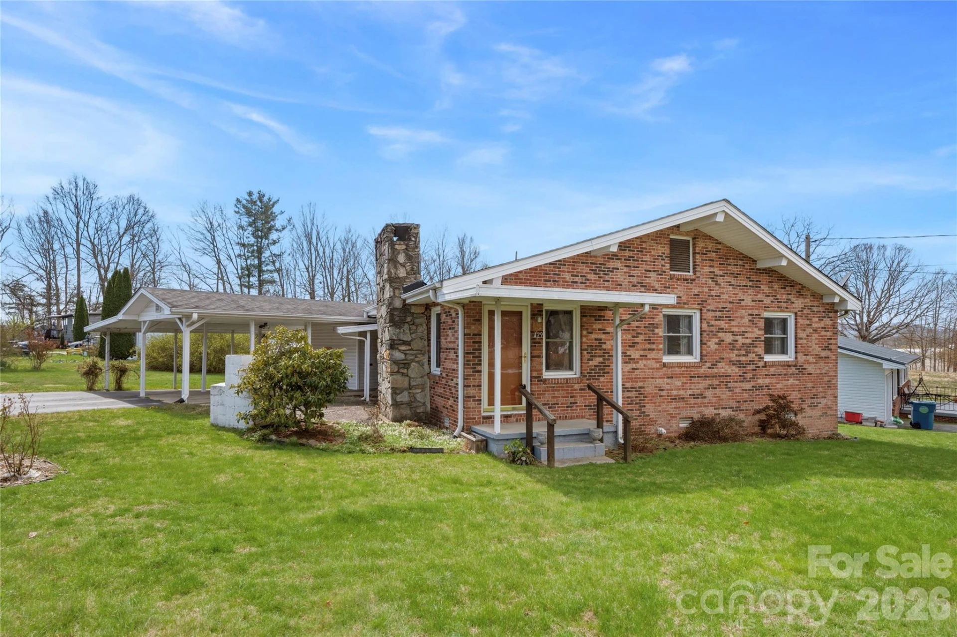 429 Jack Street - Photo 3