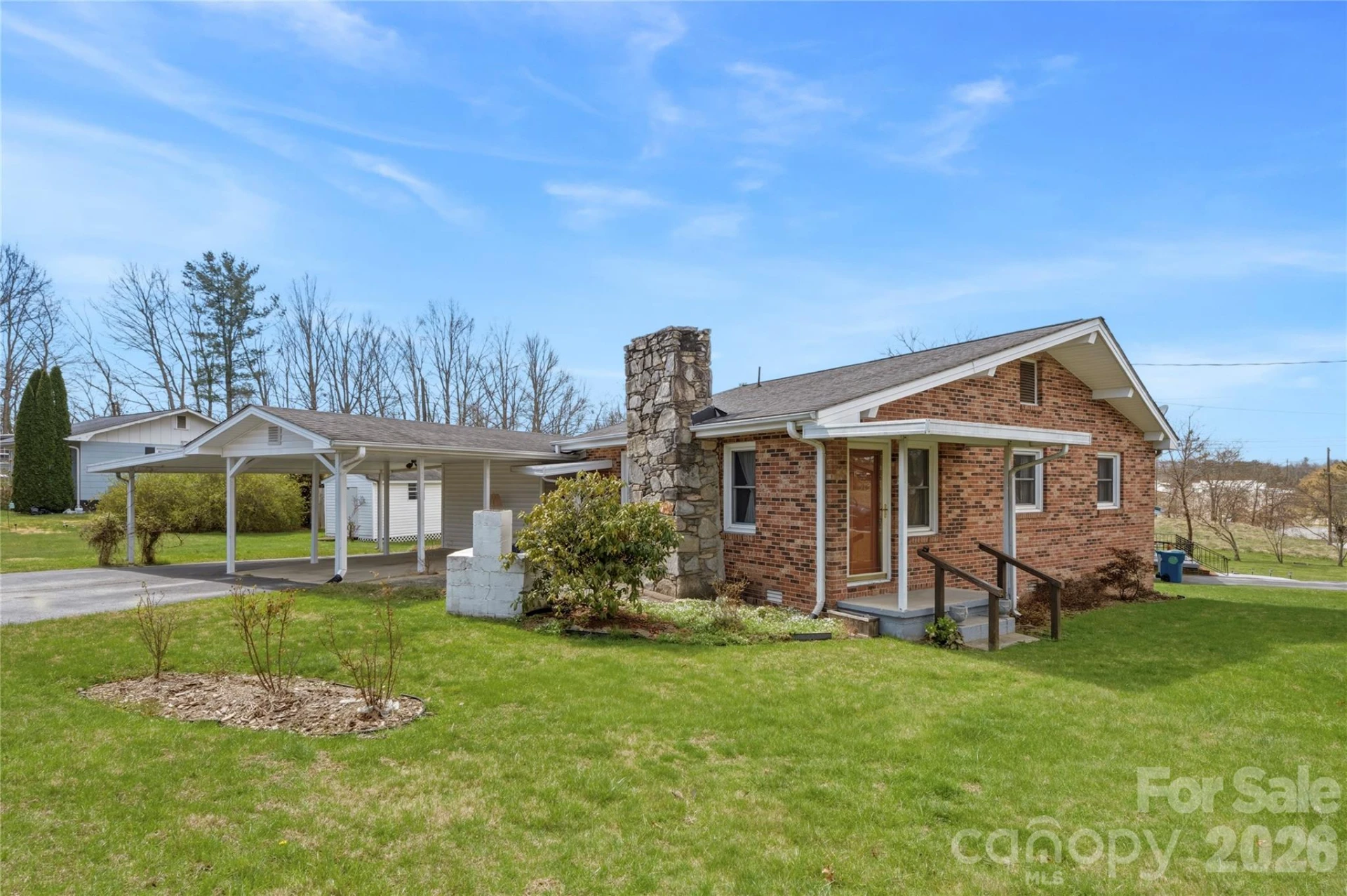 429 Jack Street - Photo 4