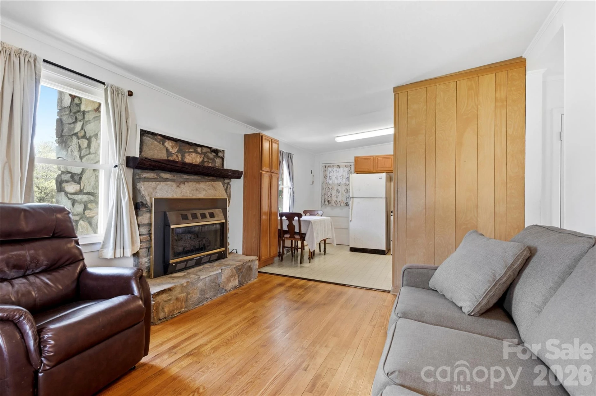 429 Jack Street - Photo 11