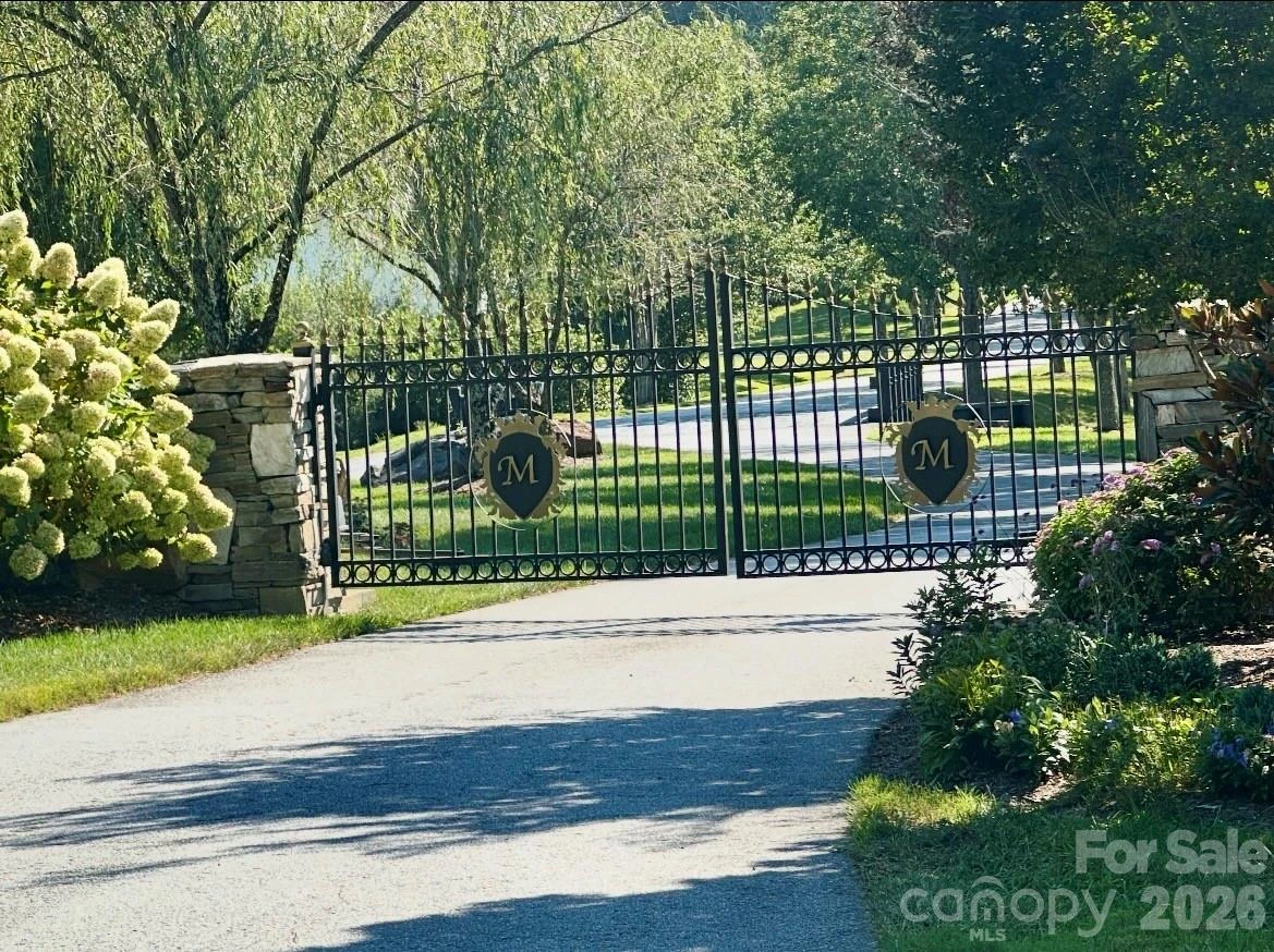 117 Sovereign Lane - Photo 2