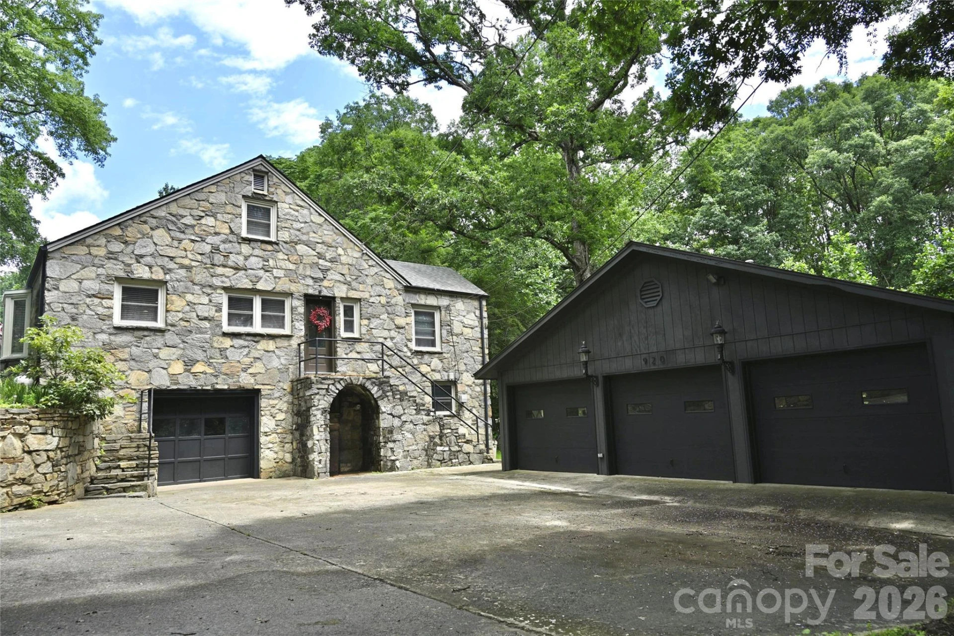 920 Sand Hill Road