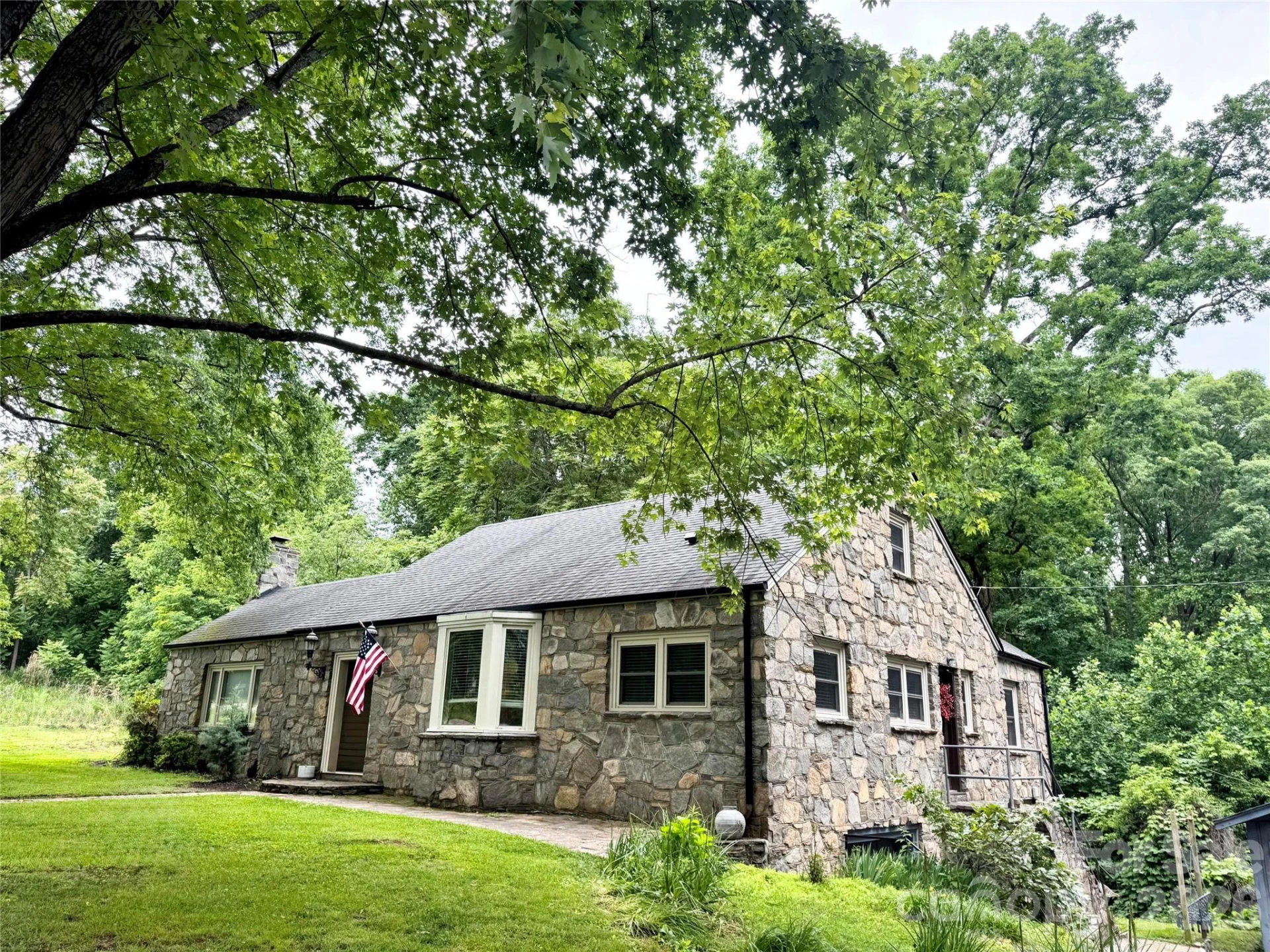 920 Sand Hill Road - Photo 3