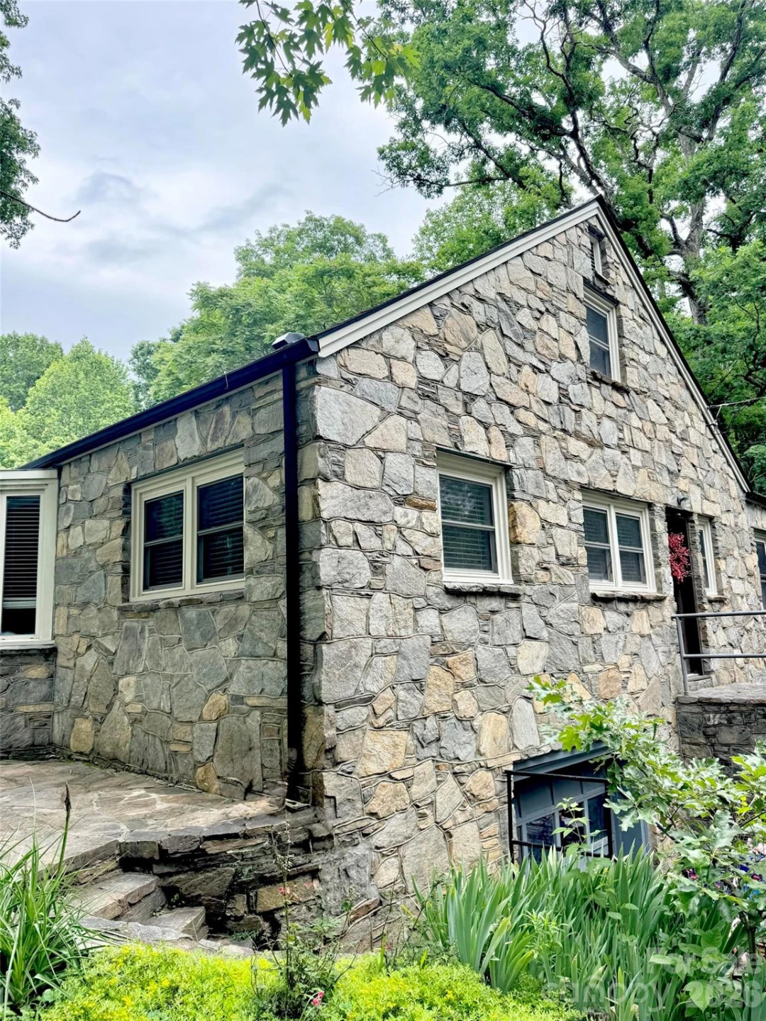 920 Sand Hill Road - Photo 5