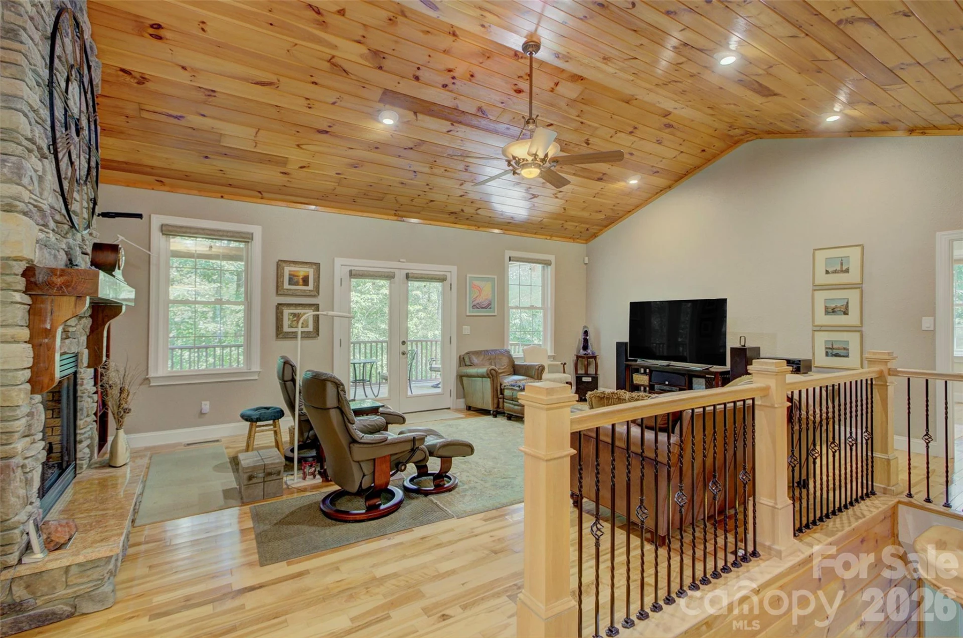 98 Soapstone Creek Drive - Photo 3