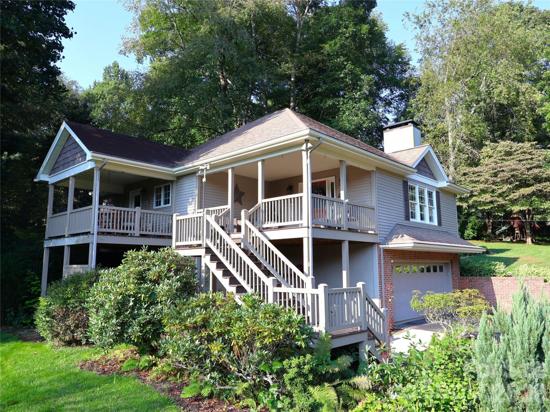105 Deer Glade Lane - Photo 2