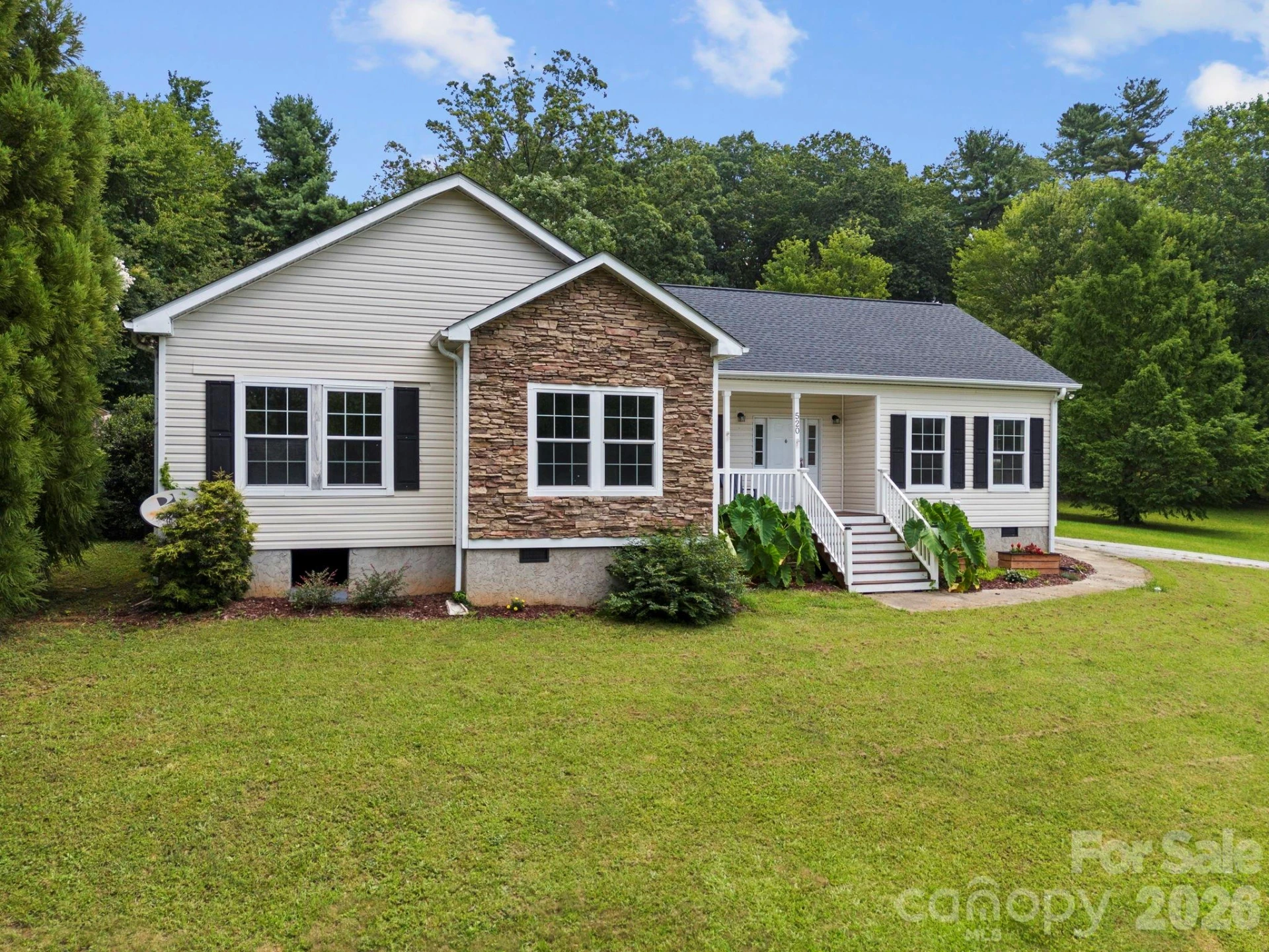 97 Meadowview Drive - Photo 3