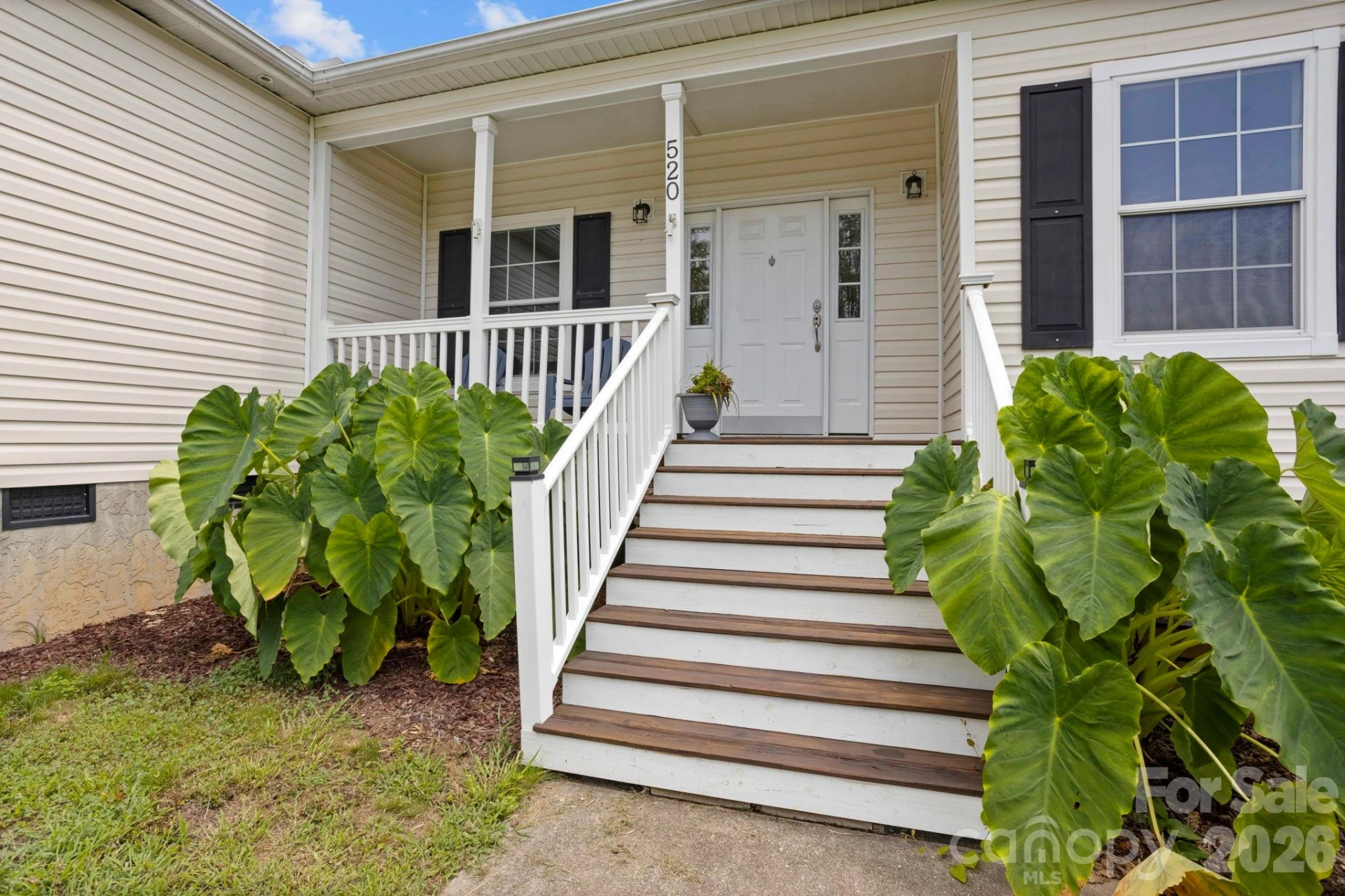97 Meadowview Drive - Photo 5