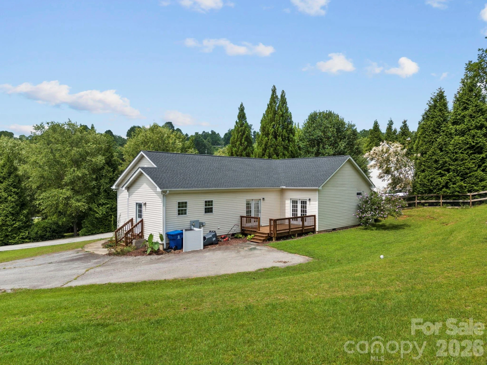 97 Meadowview Drive - Photo 33