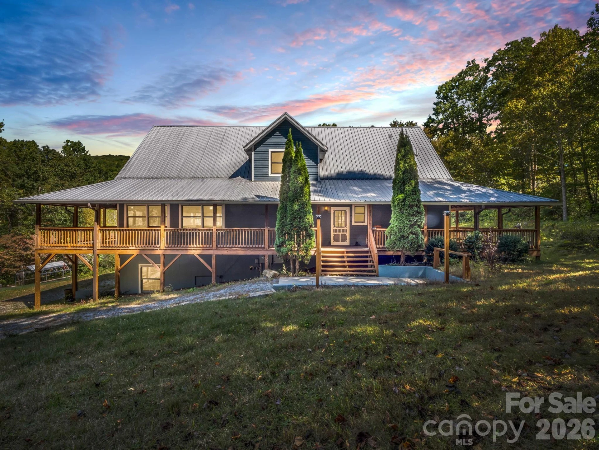 119 Mountain Bluff Trail - Photo 2