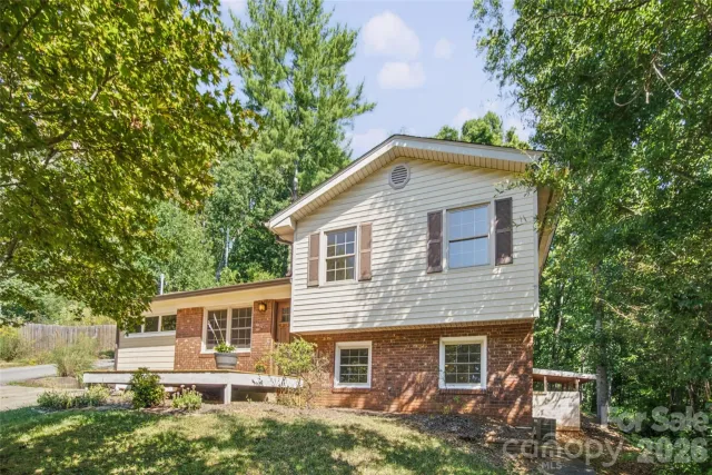 35 Clement Drive, Asheville, NC, 28805