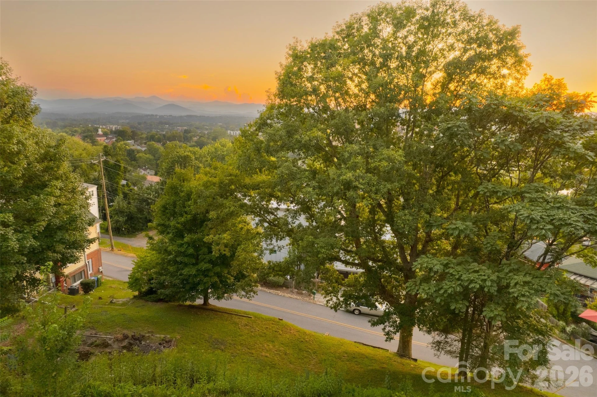 474 College Street - Photo 11