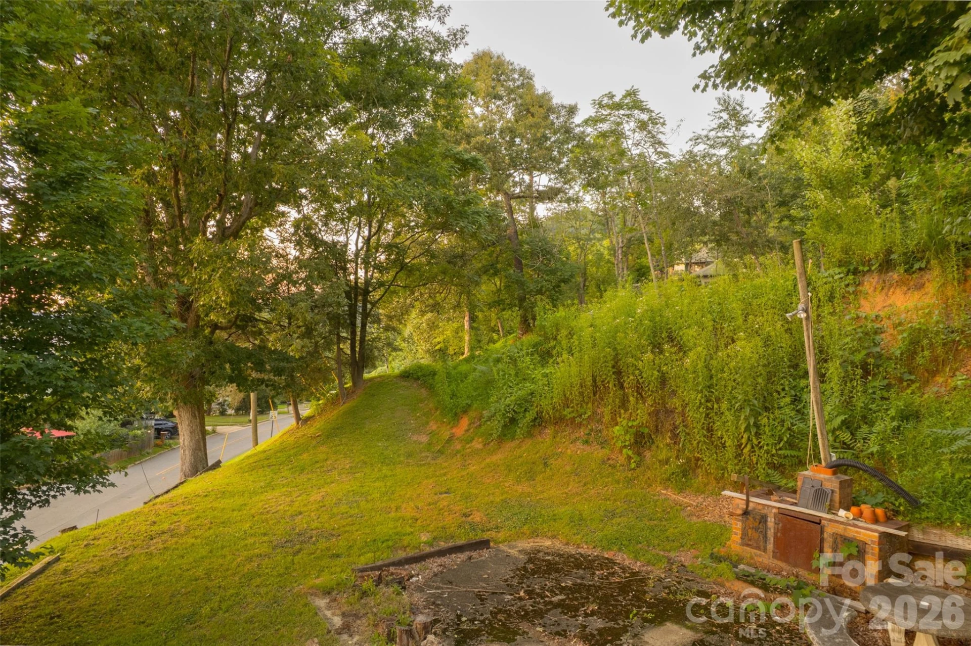 474 College Street - Photo 12