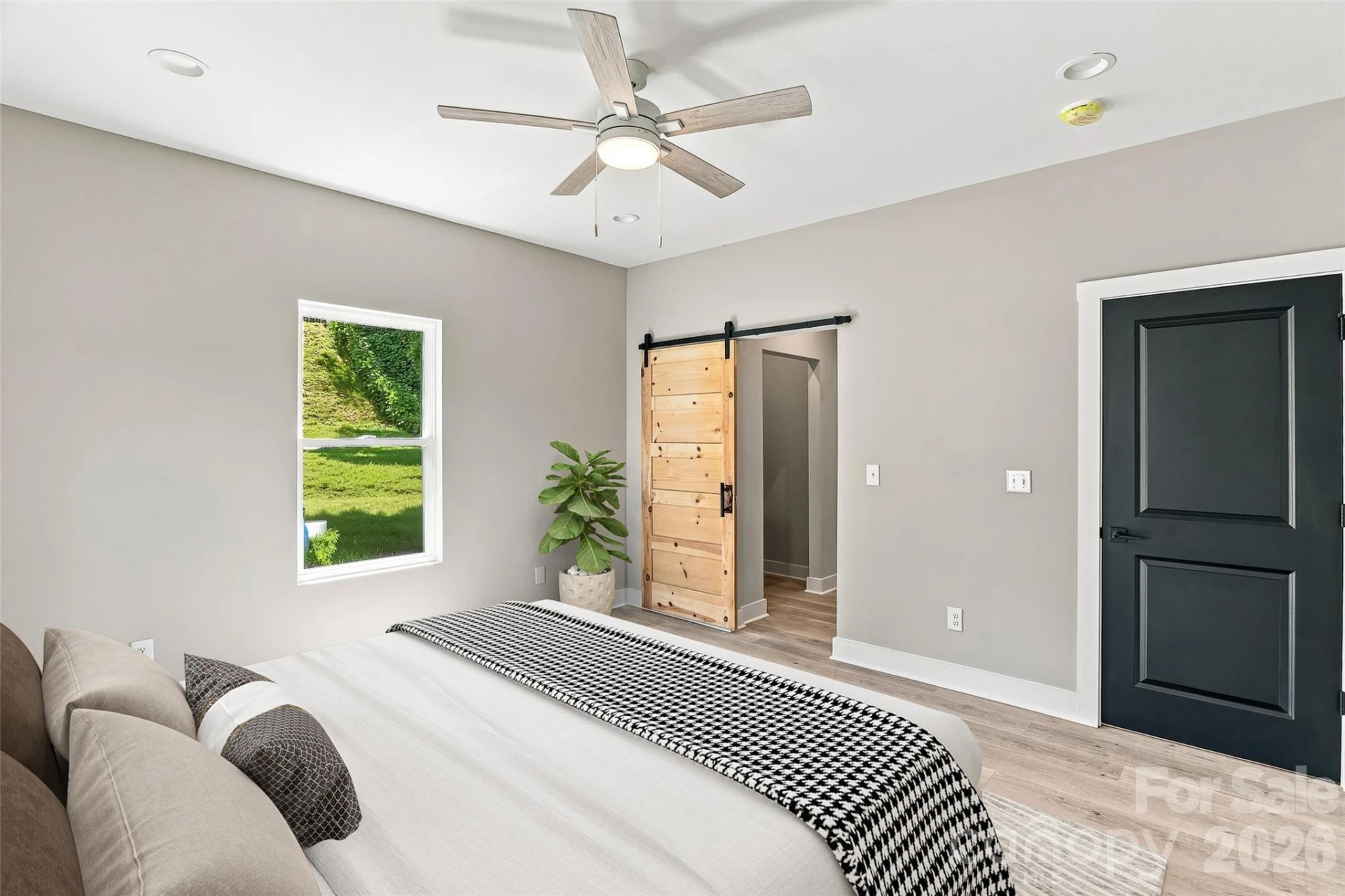 156 Edwards Avenue - Photo 7