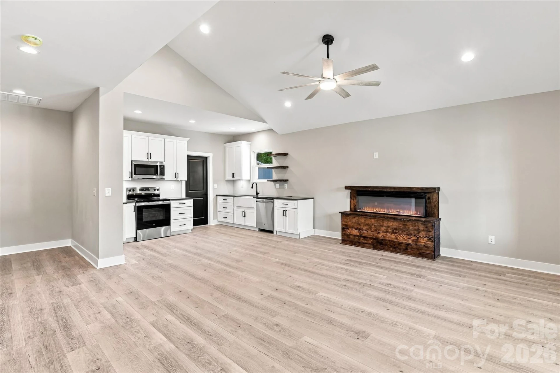 156 Edwards Avenue - Photo 8