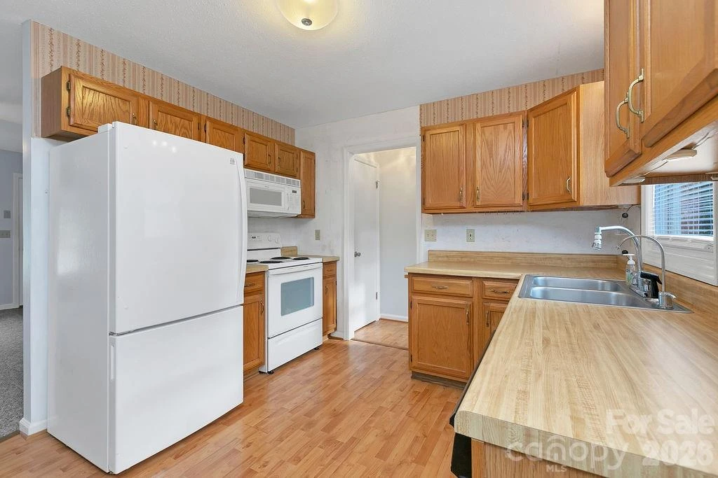234 Resada Drive - Photo 12