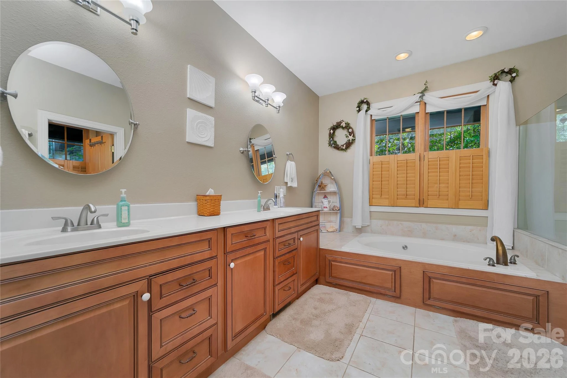 111 Kanunu Court - Photo 28