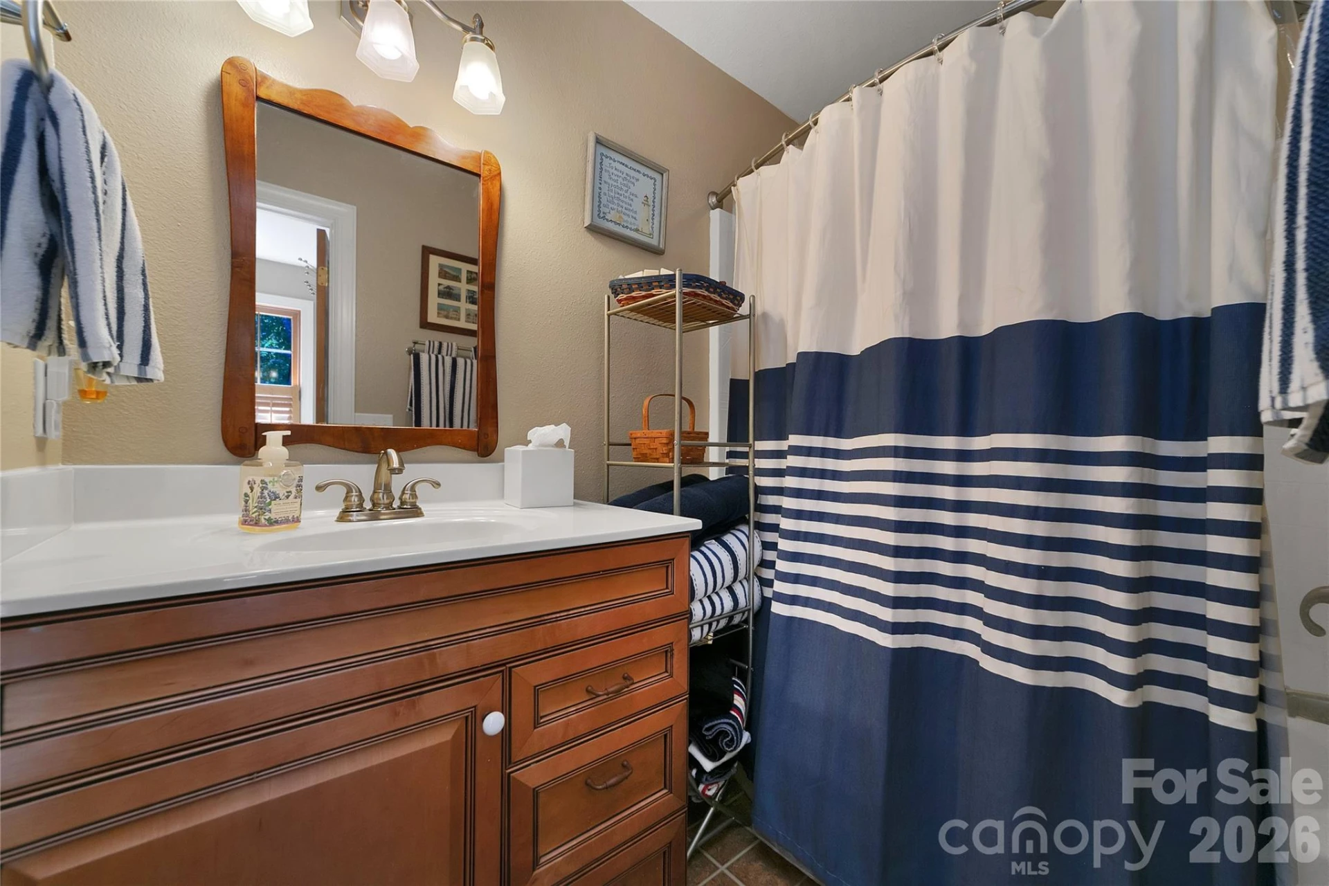 111 Kanunu Court - Photo 33