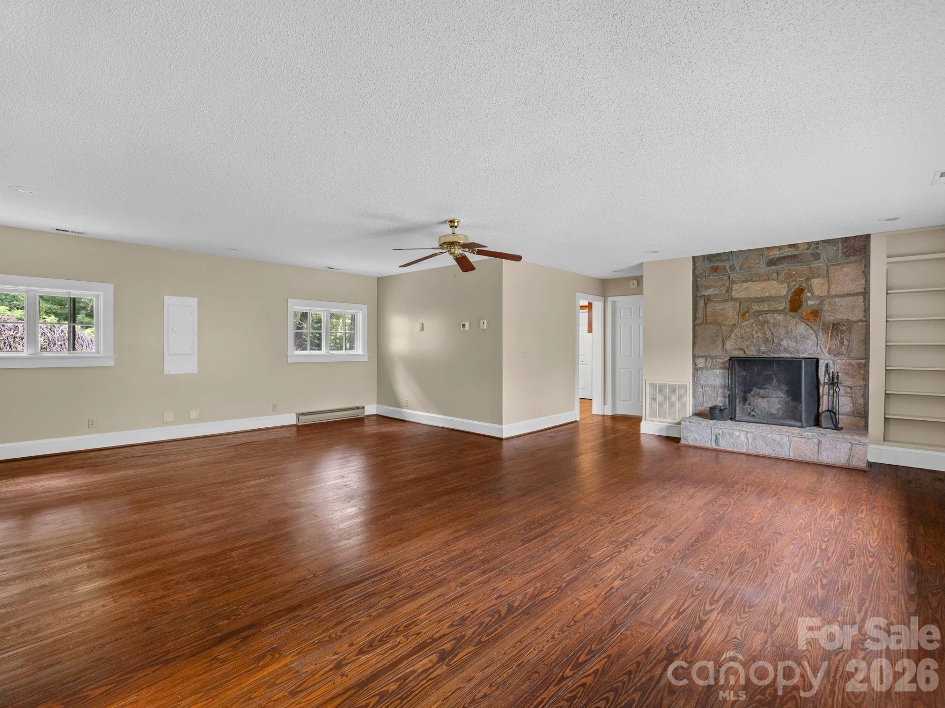 1164 Garrett Road - Photo 4