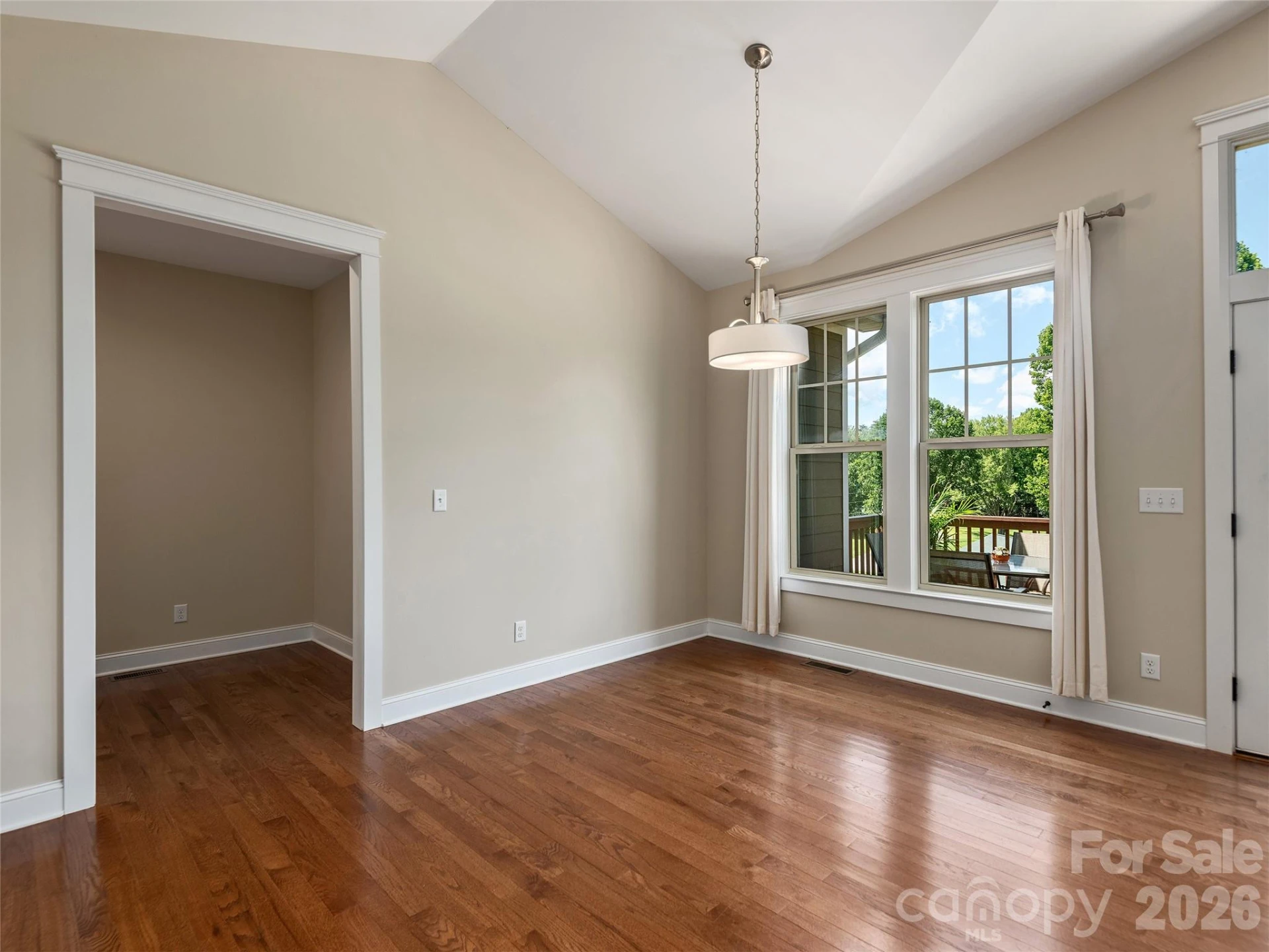 91 Greenwells Glory Drive - Photo 10