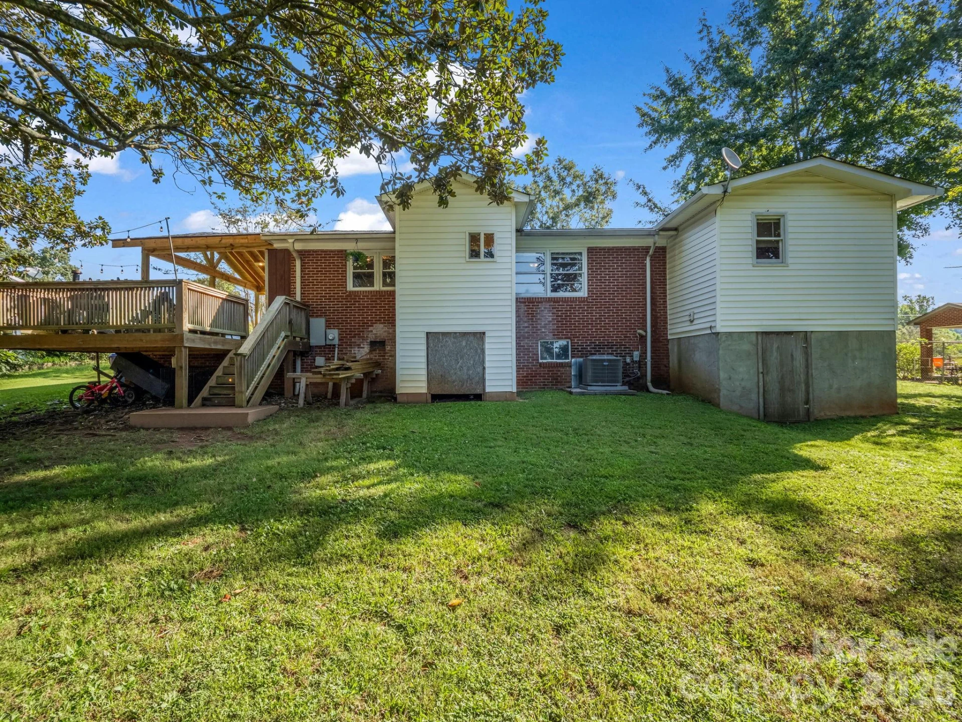 275 Tanner Street - Photo 3