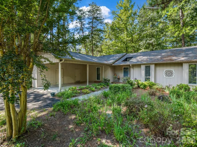 55 Diamond Ridge Lane, Columbus, NC, 28722