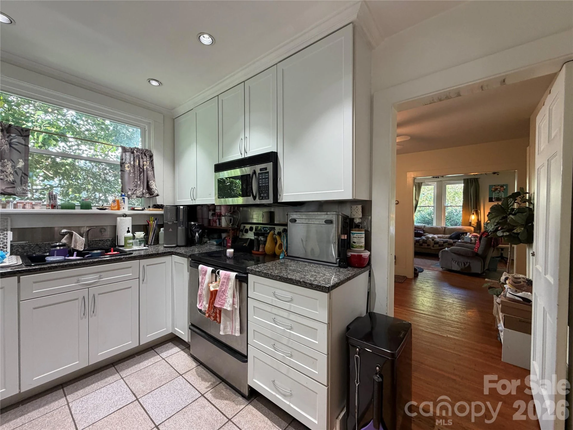 177 W 6th Street - Photo 16