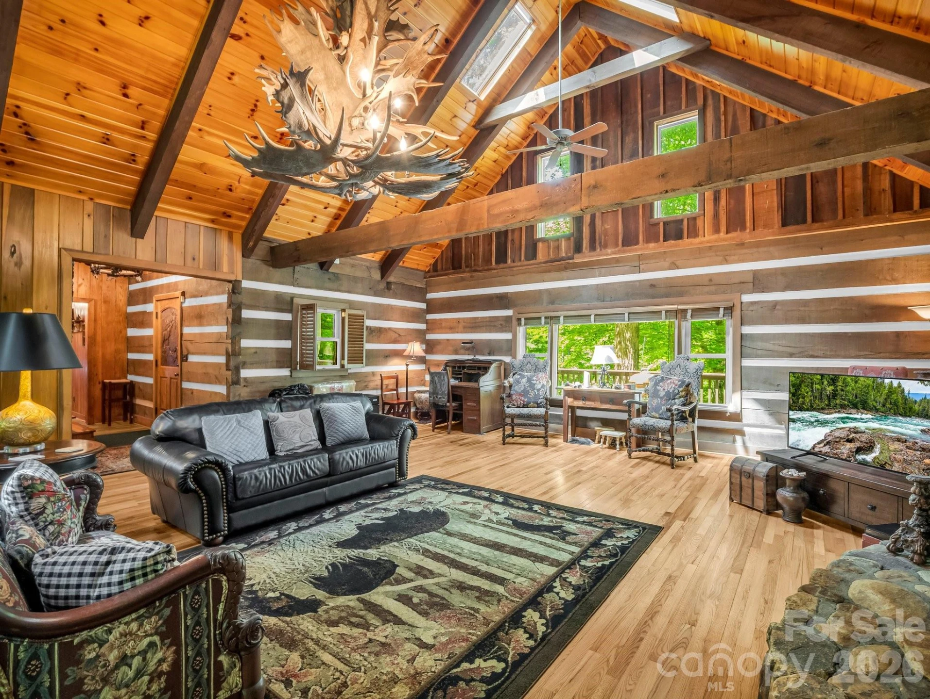 980 Mountain Forest Drive - Photo 11