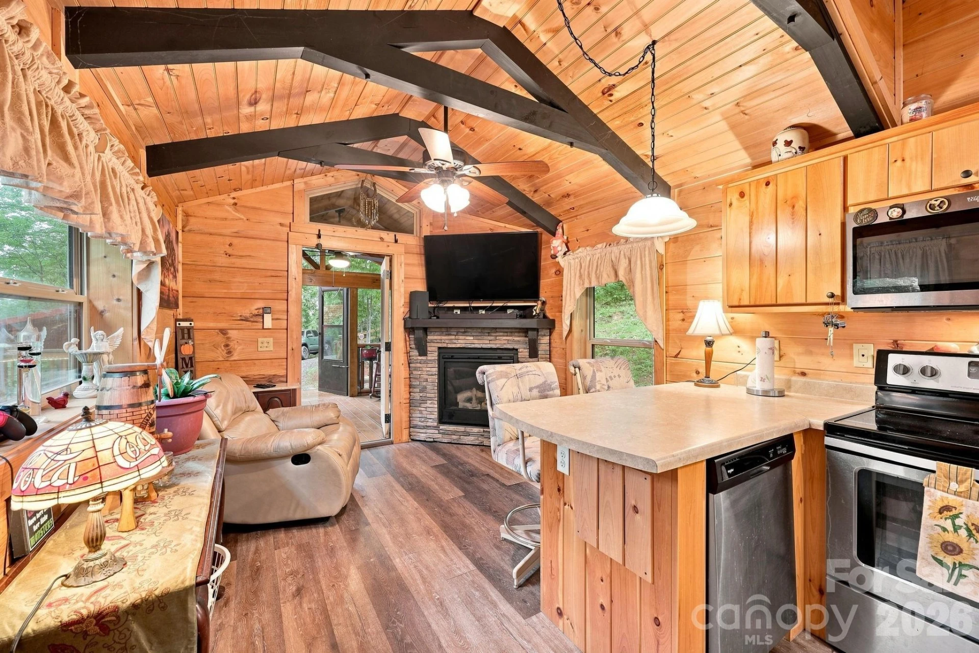 9 Candyland Court - Photo 2