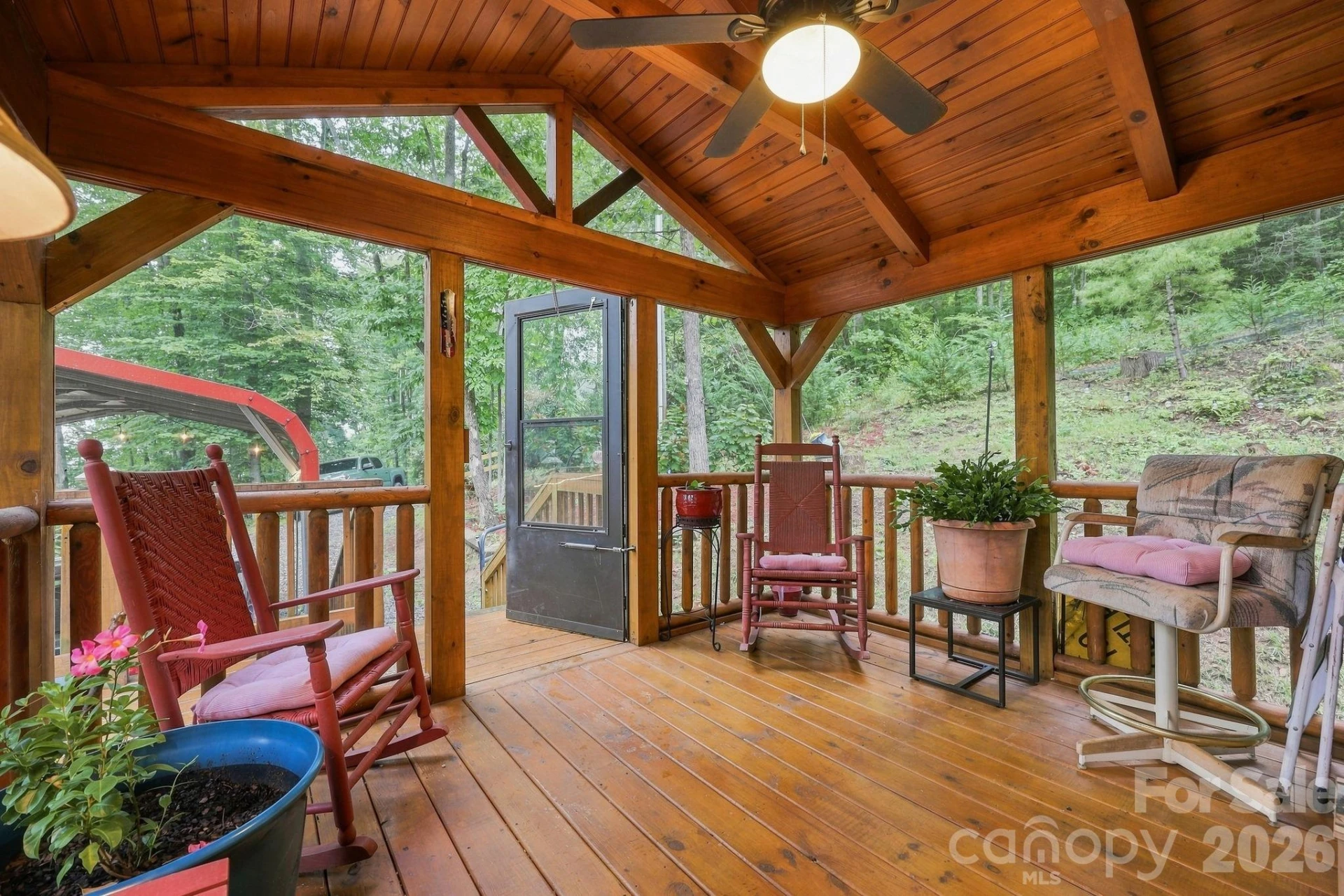 9 Candyland Court - Photo 3