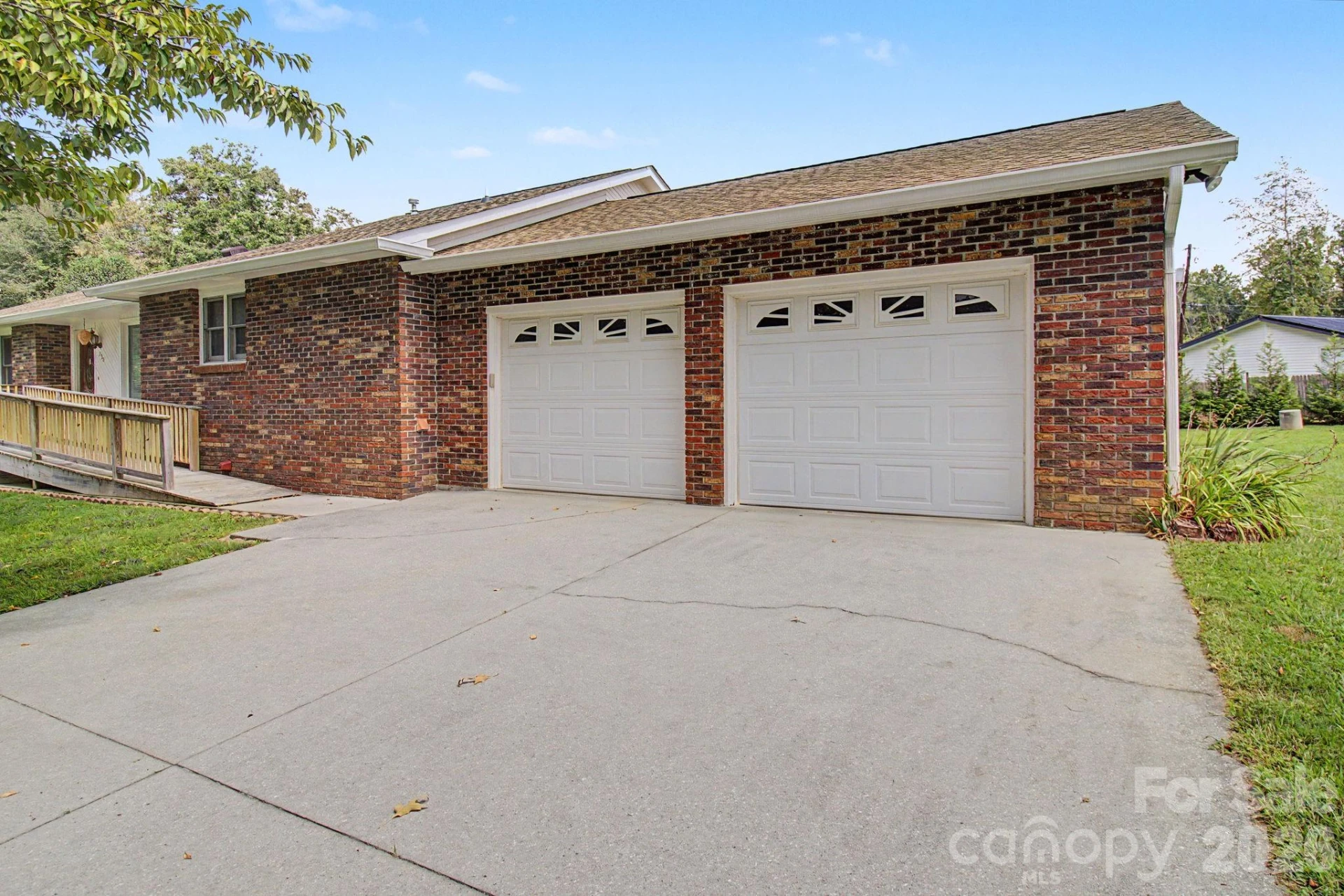 230 Blythewood Drive - Photo 3