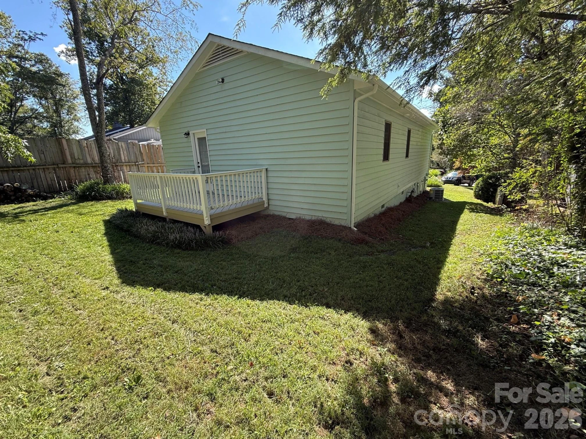153 Locust Court - Photo 8