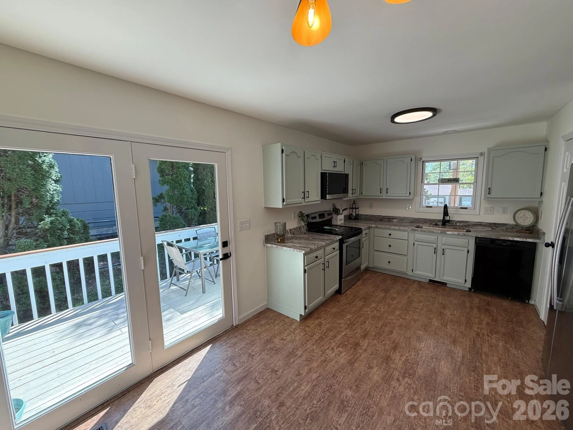 153 Locust Court - Photo 9
